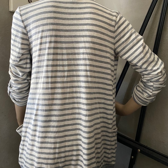 Cardigan - Picture 3 of 9